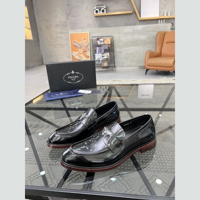 Pra*a leather shoes